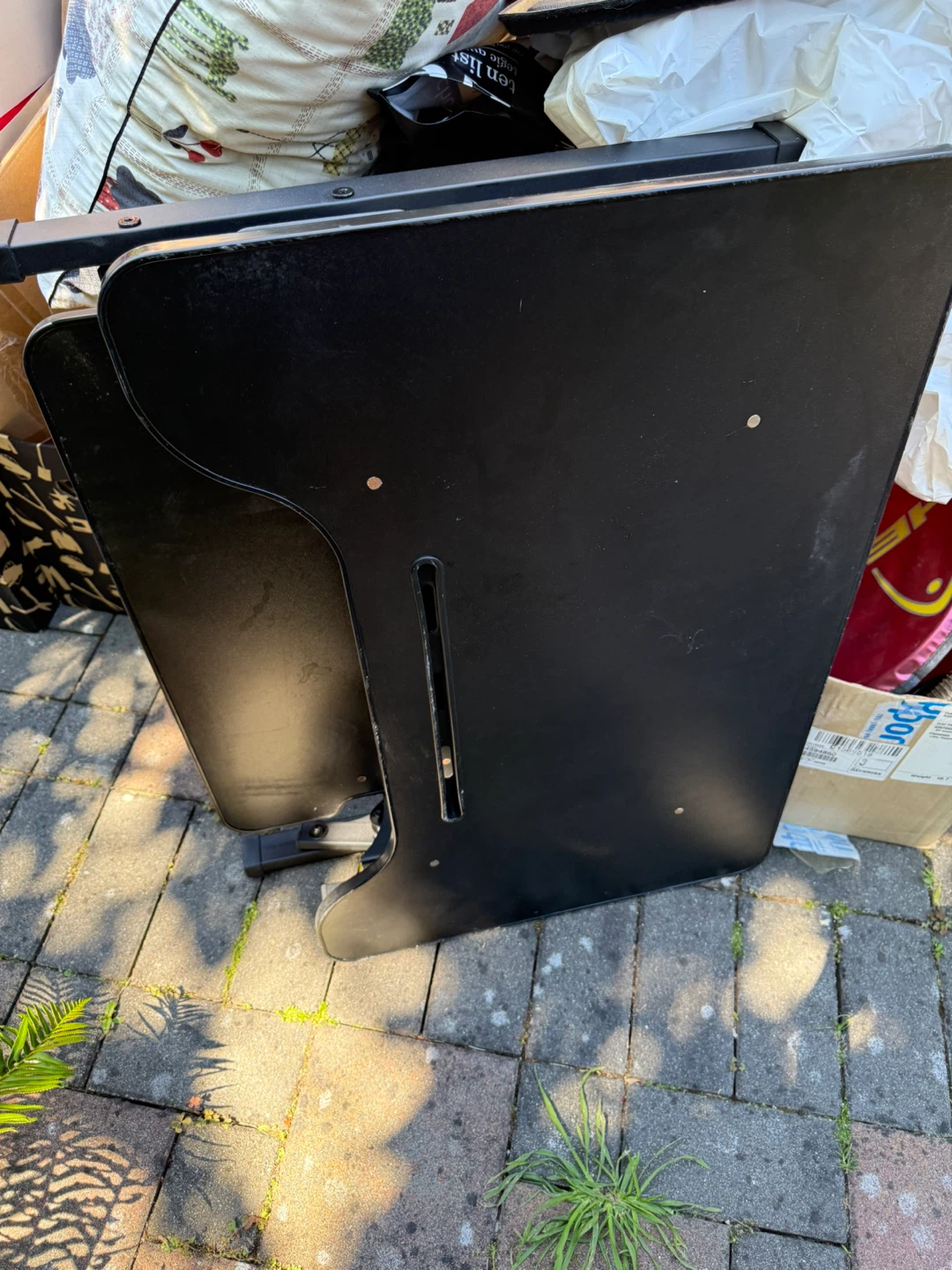 Standing desk