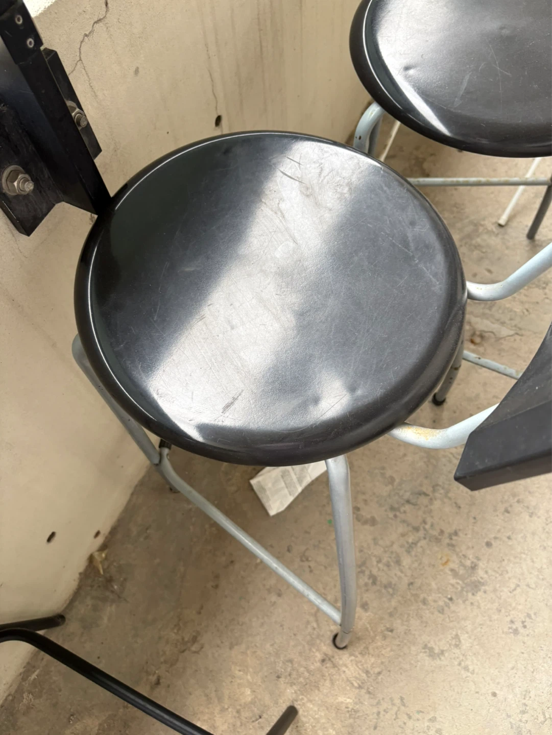 Set of 2 Black Metal Bar Stools - photo 3