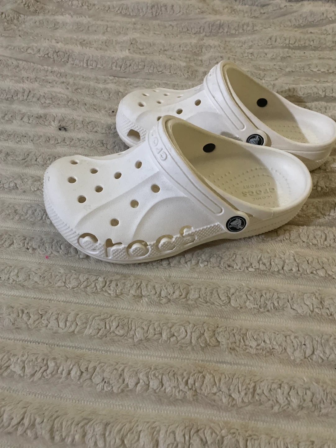 White Crocs Clogs - photo 2
