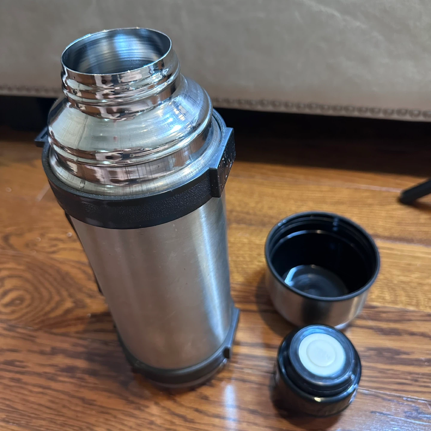 Stainless Steel Thermos 1.0L - photo 3