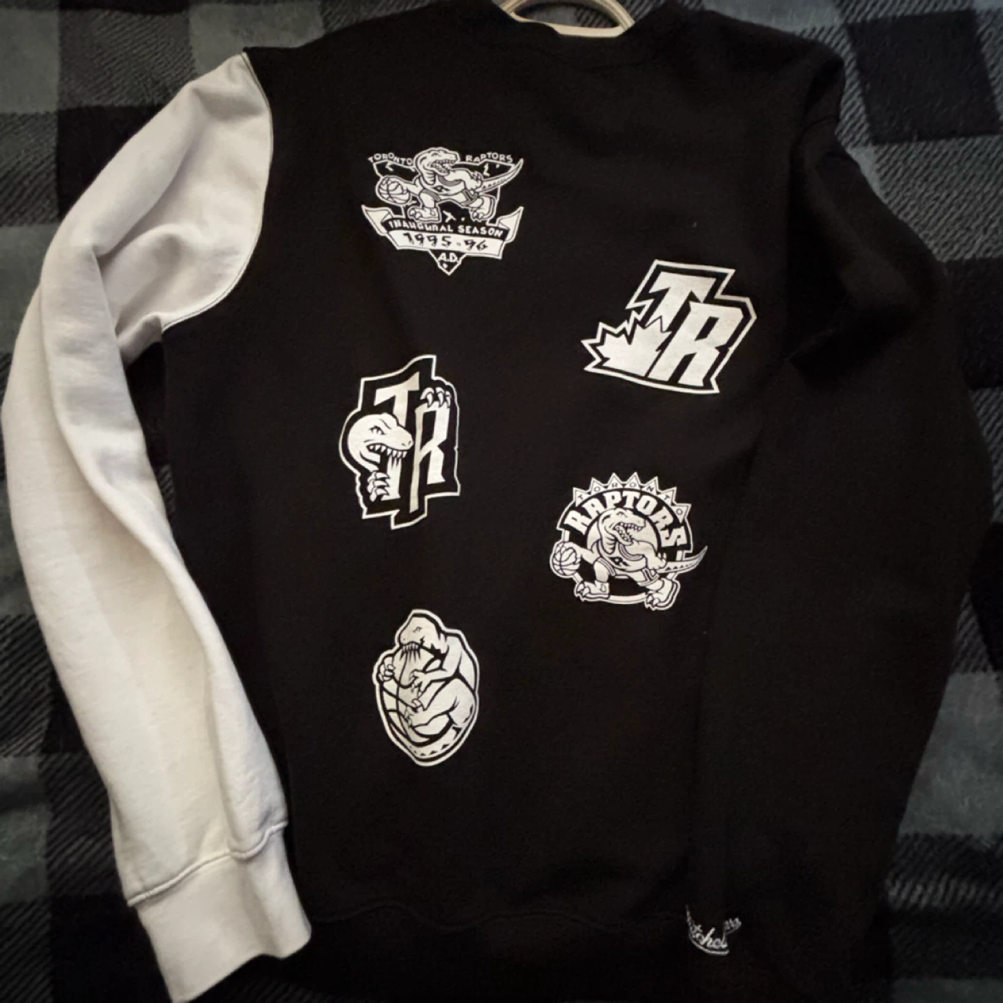 Mitchell & Ness - Toronto Raptors - *Size Men Large* - photo 3