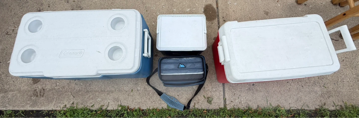 Coleman Igloo Coolers and Lunch Box - photo 2