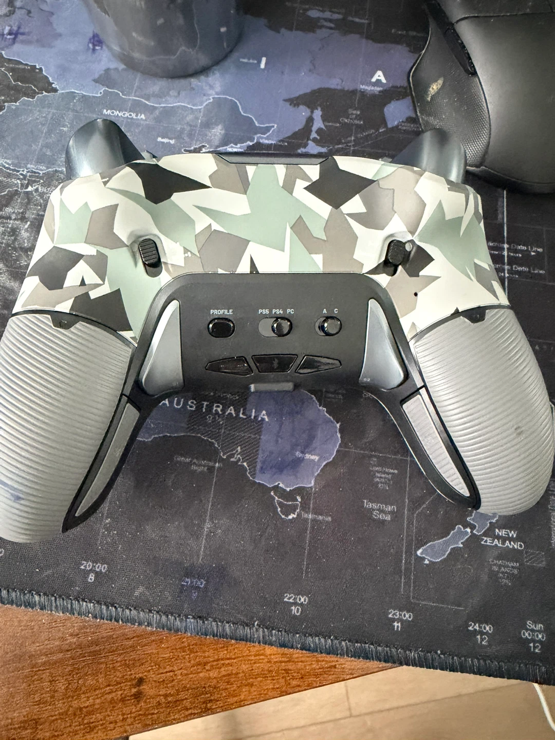 Nacon Revolution 5 Pro Controller with Weights - photo 4
