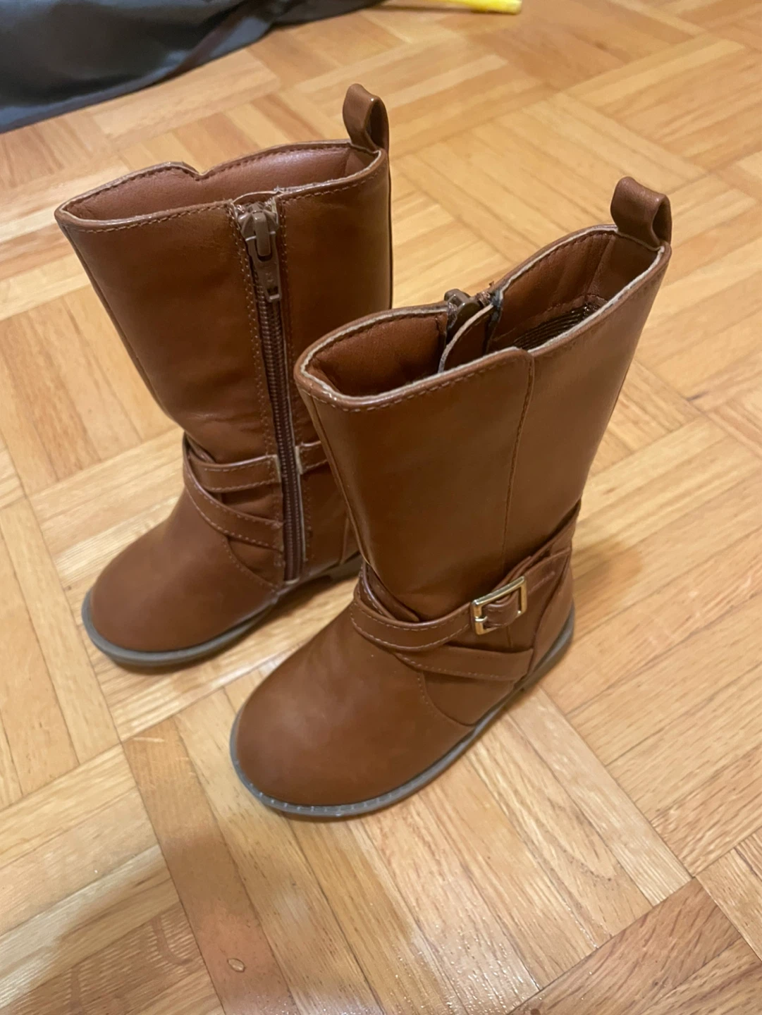 The Children's Place Brown Boots - Size 5 ⚽