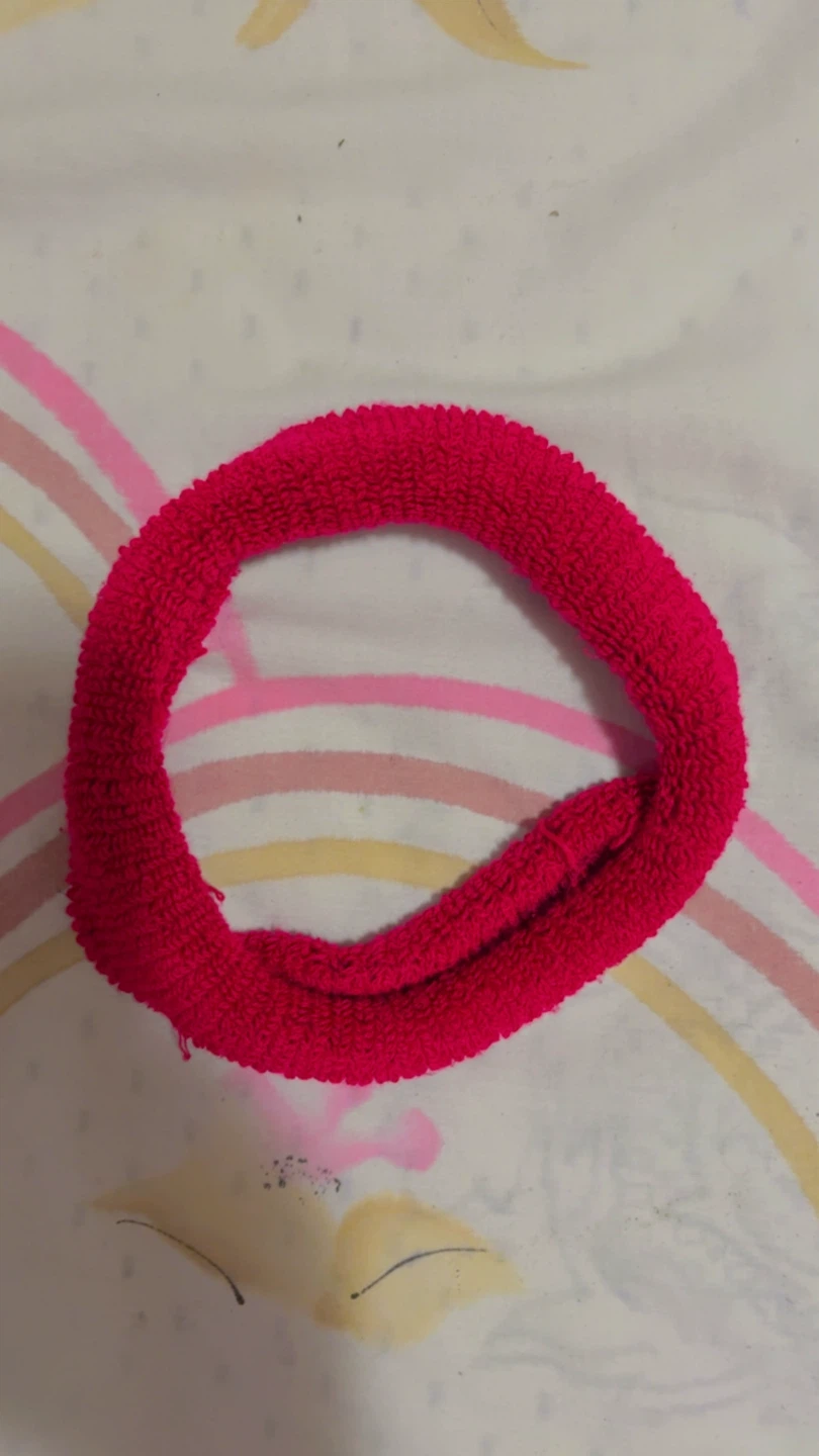 ⚽ Fuzzy Headband or Rubberband
