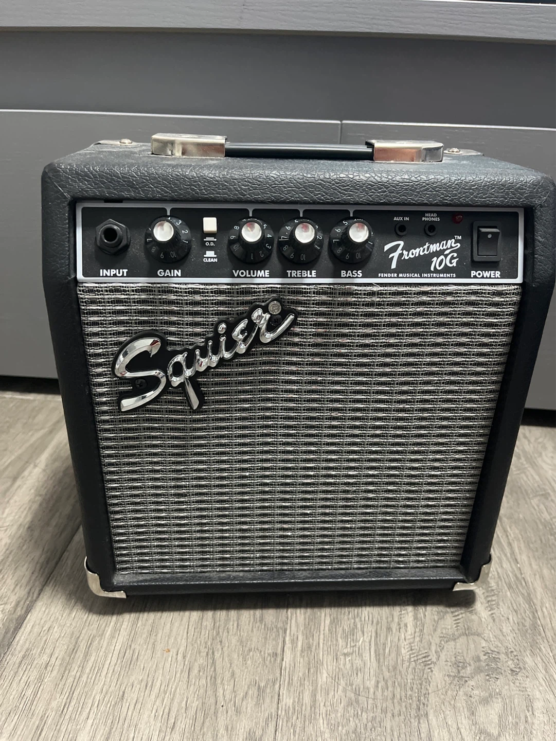 Squier Frontman 10G Guitar Amplifier ⚽️