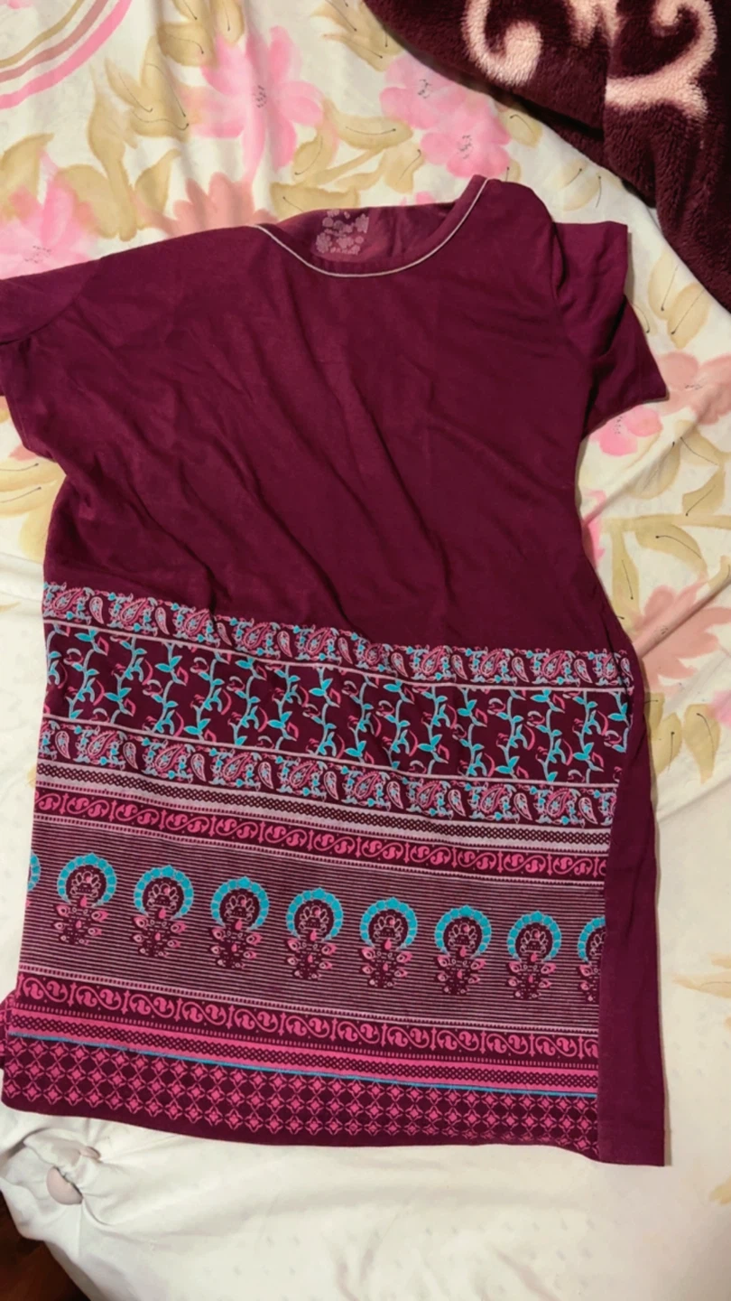 ⚽ Maroon Tunic Top with Paisley Print