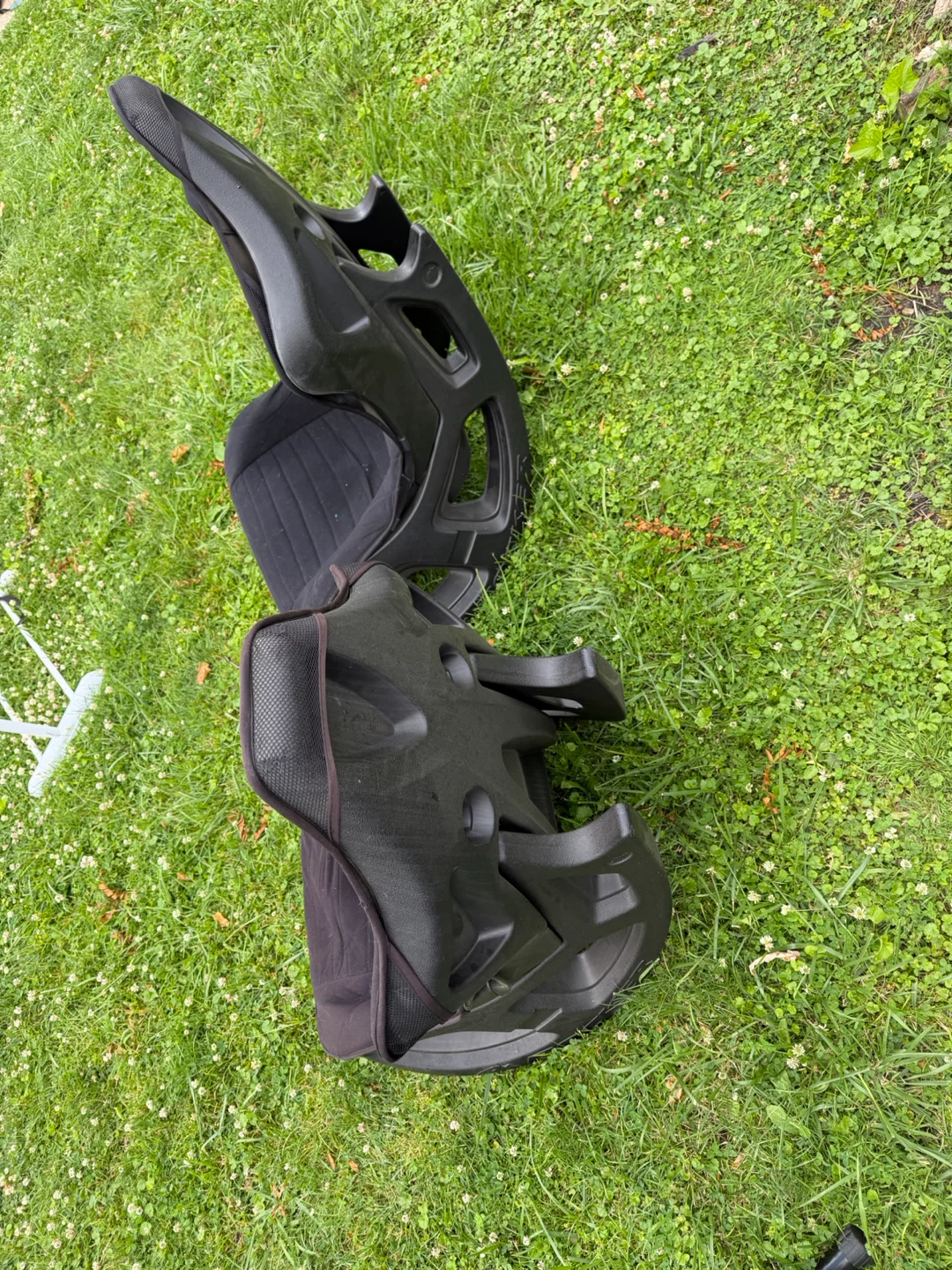 AK Rocker Gaming Chairs (Set of 2) - photo 3
