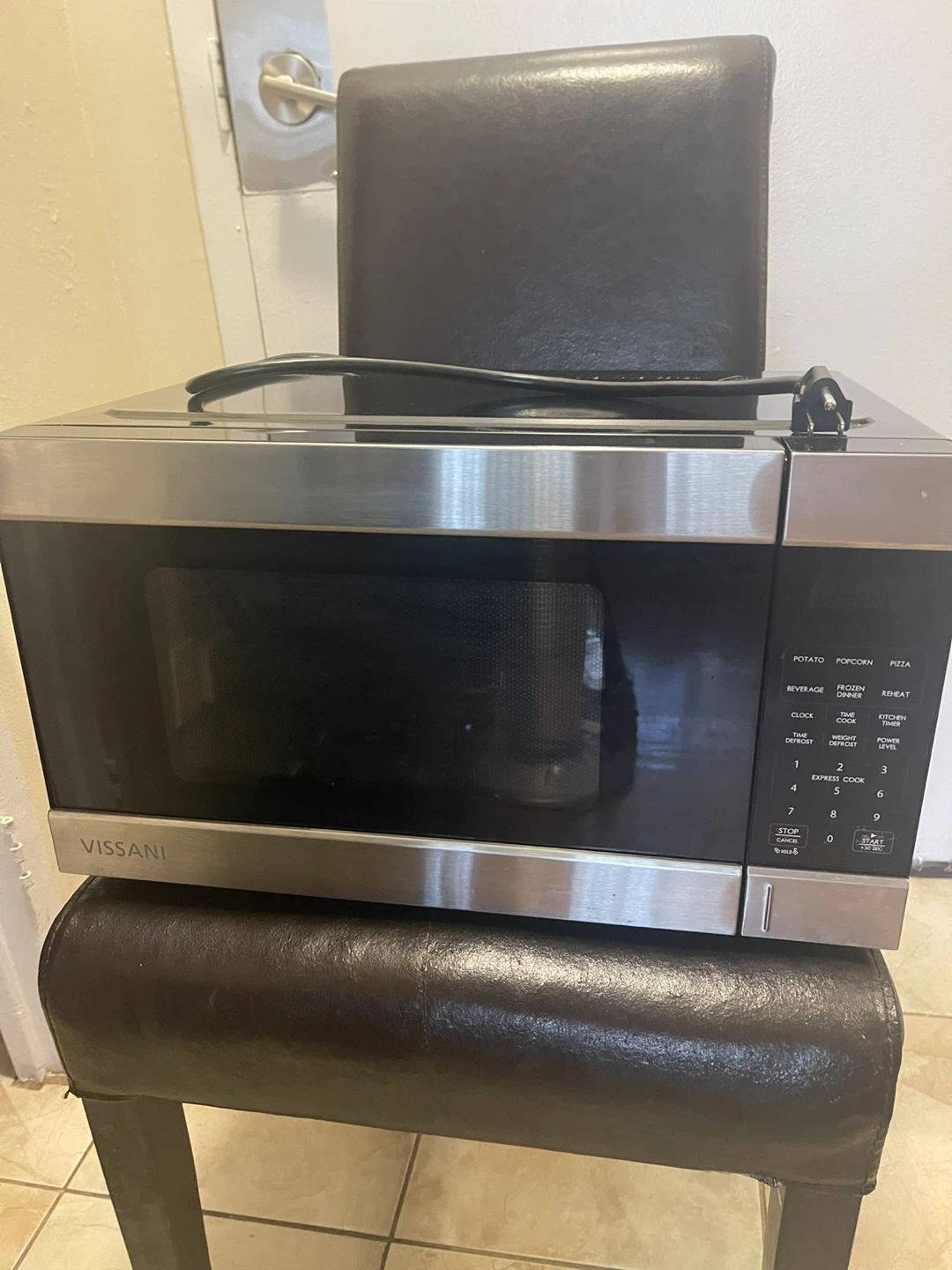 Vissani Microwave Oven - photo 3