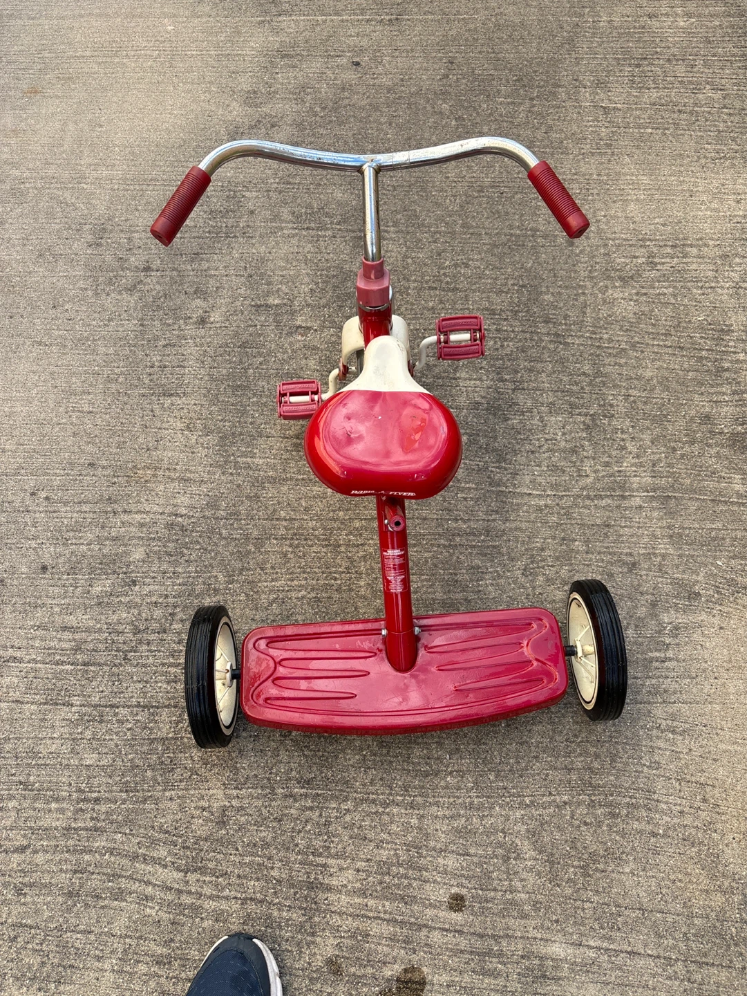 Radio Flyer Red Tricycle