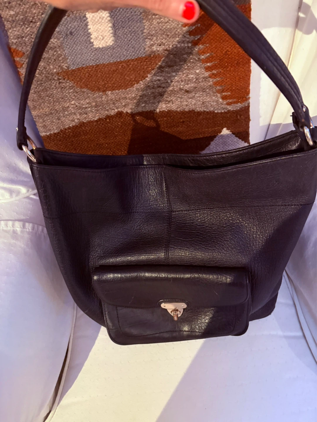 Dark Black Leather Shoulder Bag banana republic - photo 2
