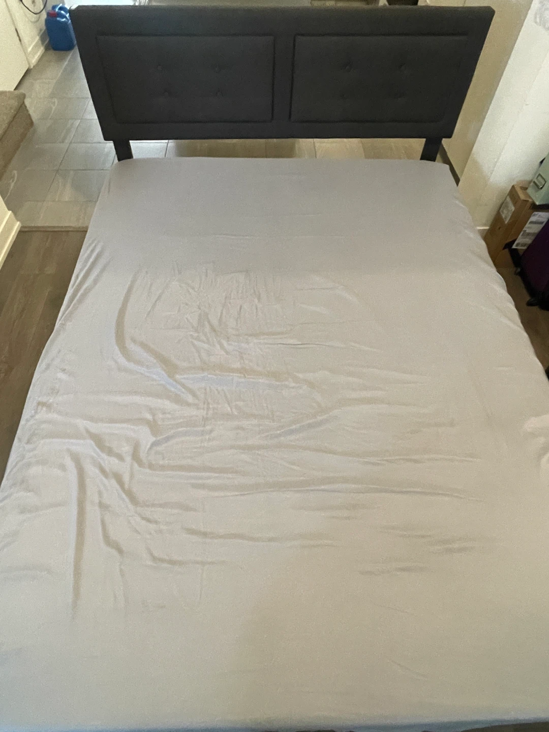 Queen size mattress - photo 2