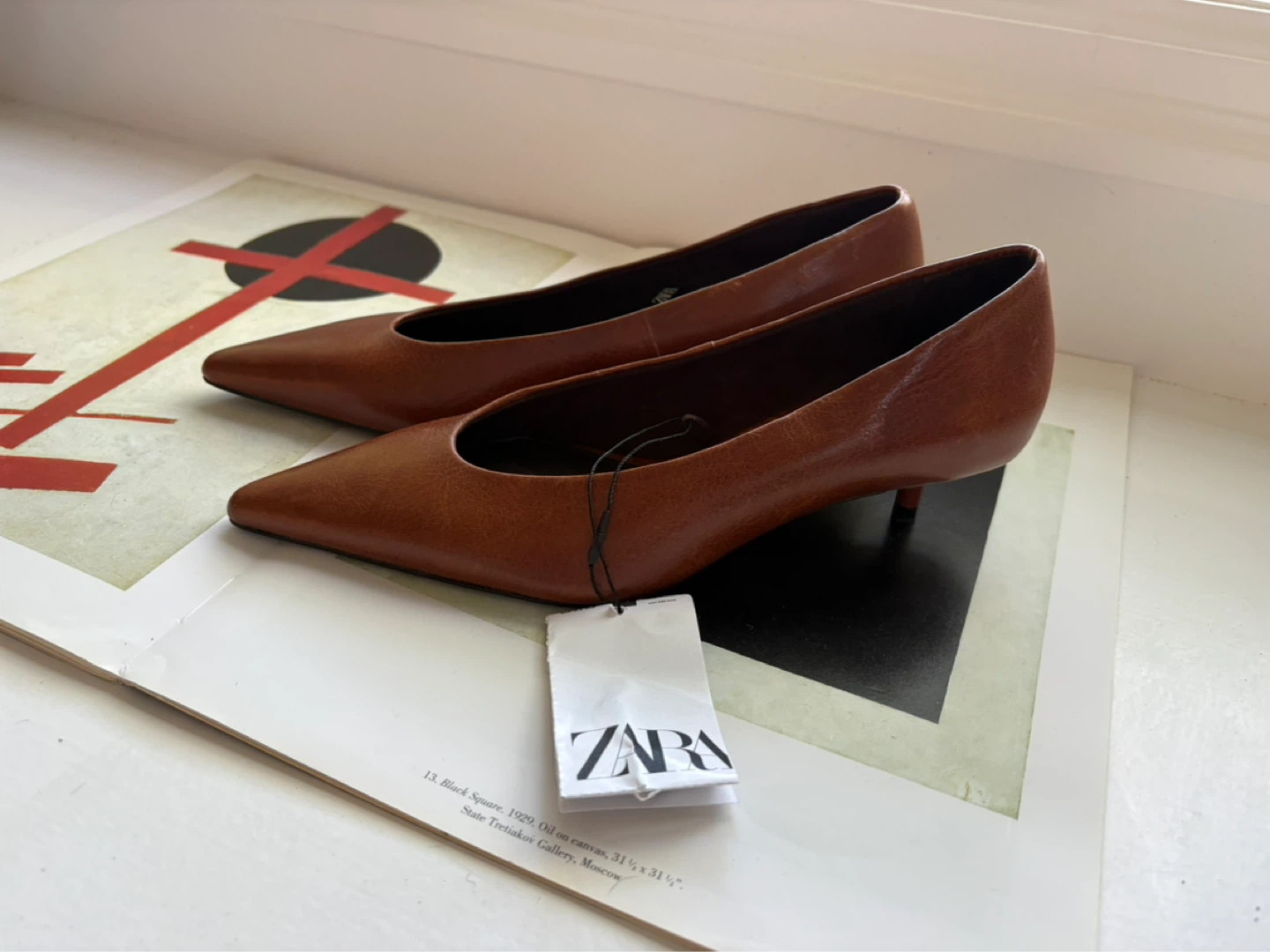 Zara Women's Brown Kitten Heel Pumps
