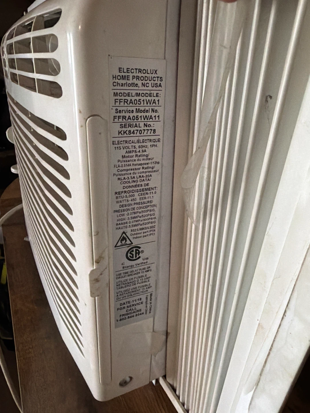 Frigidaire Window Air Conditioner - photo 2