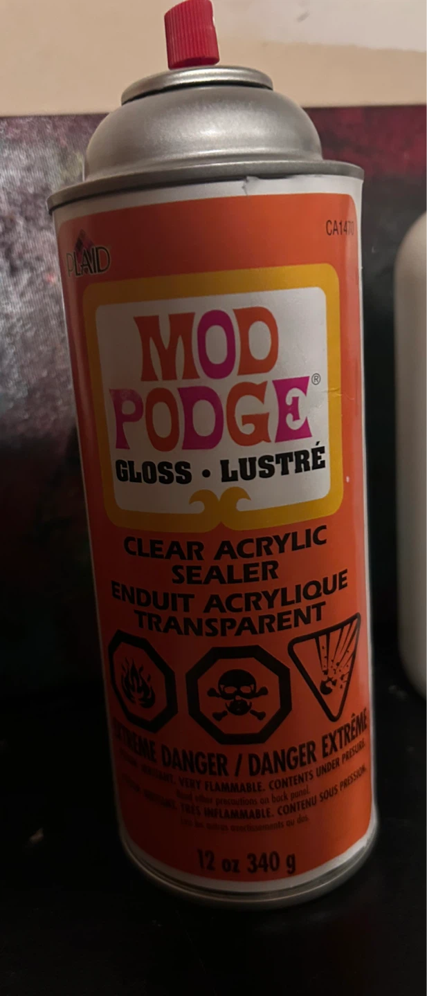 ⚽ Mod Podge Gloss Lustre Clear Acrylic Sealer Spray - 12 oz