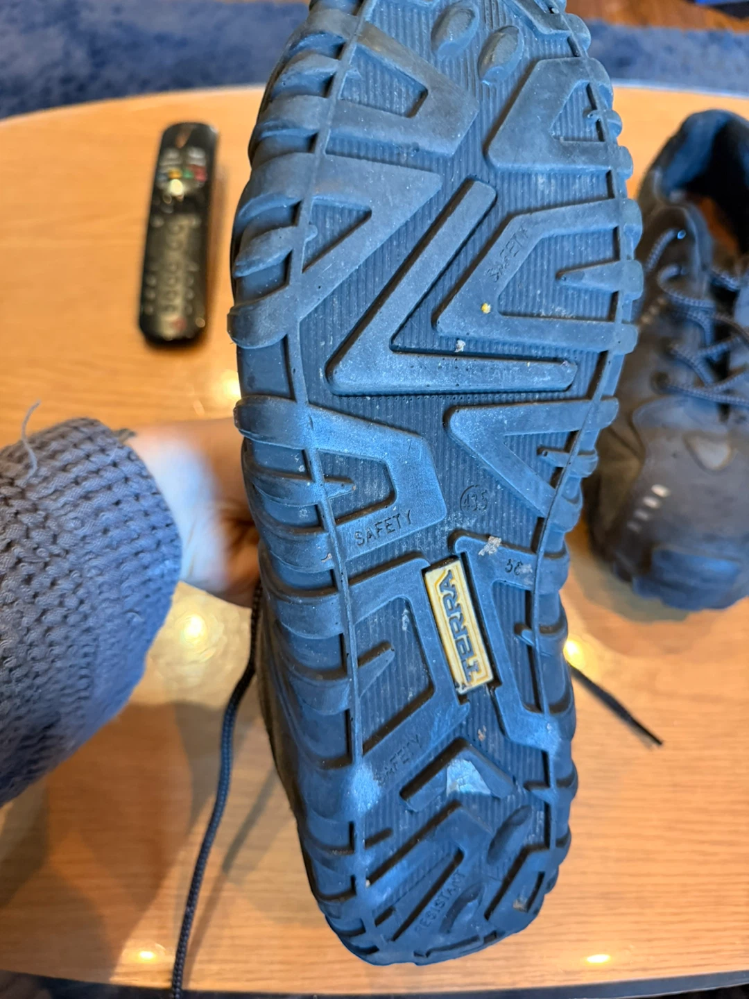 Terra Safety Shoes - size 9.5 - photo 2