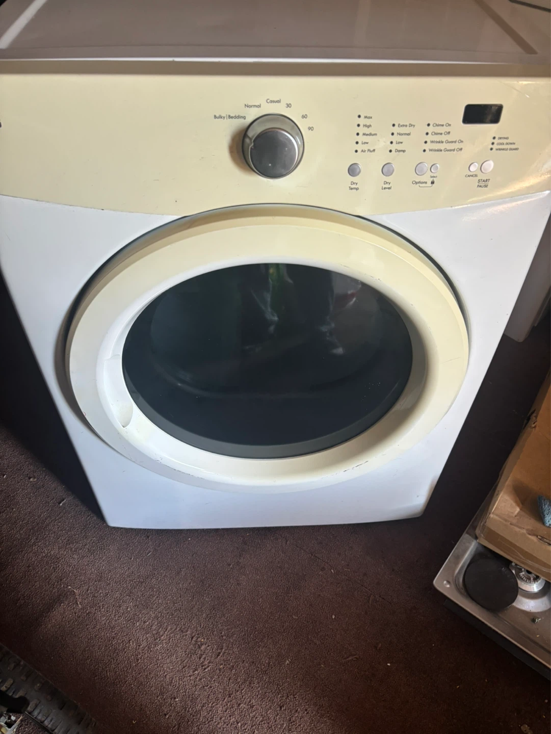 White Electric Dryer with Multiple Settings