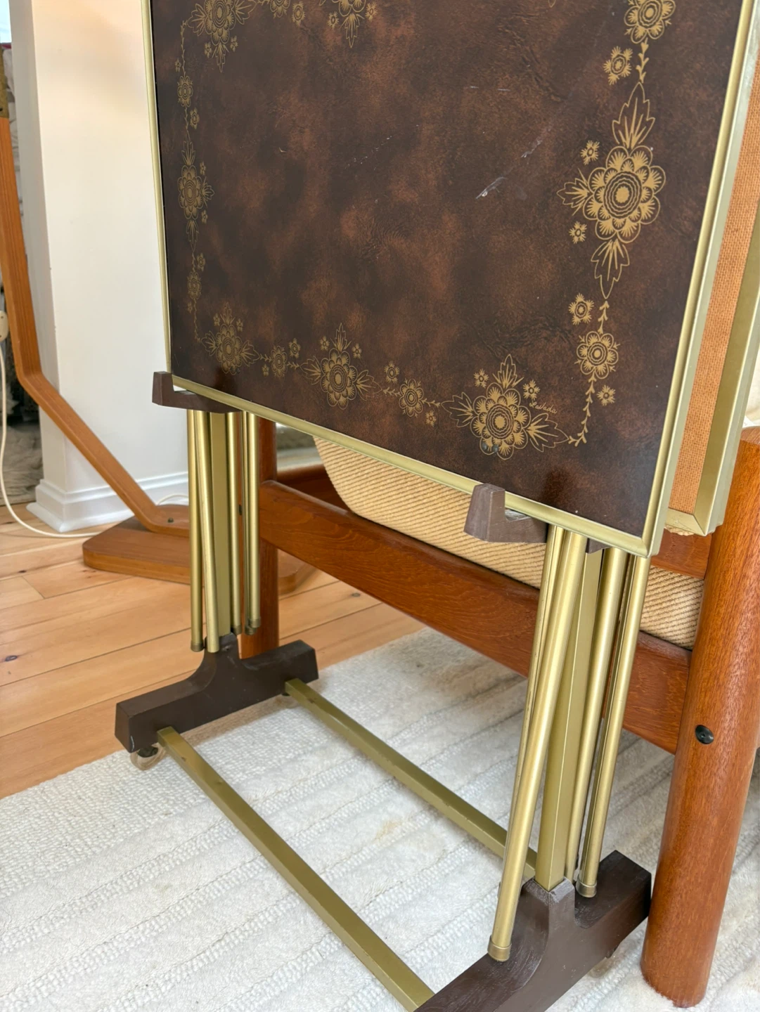 Vintage TV Tray Table Set - photo 3