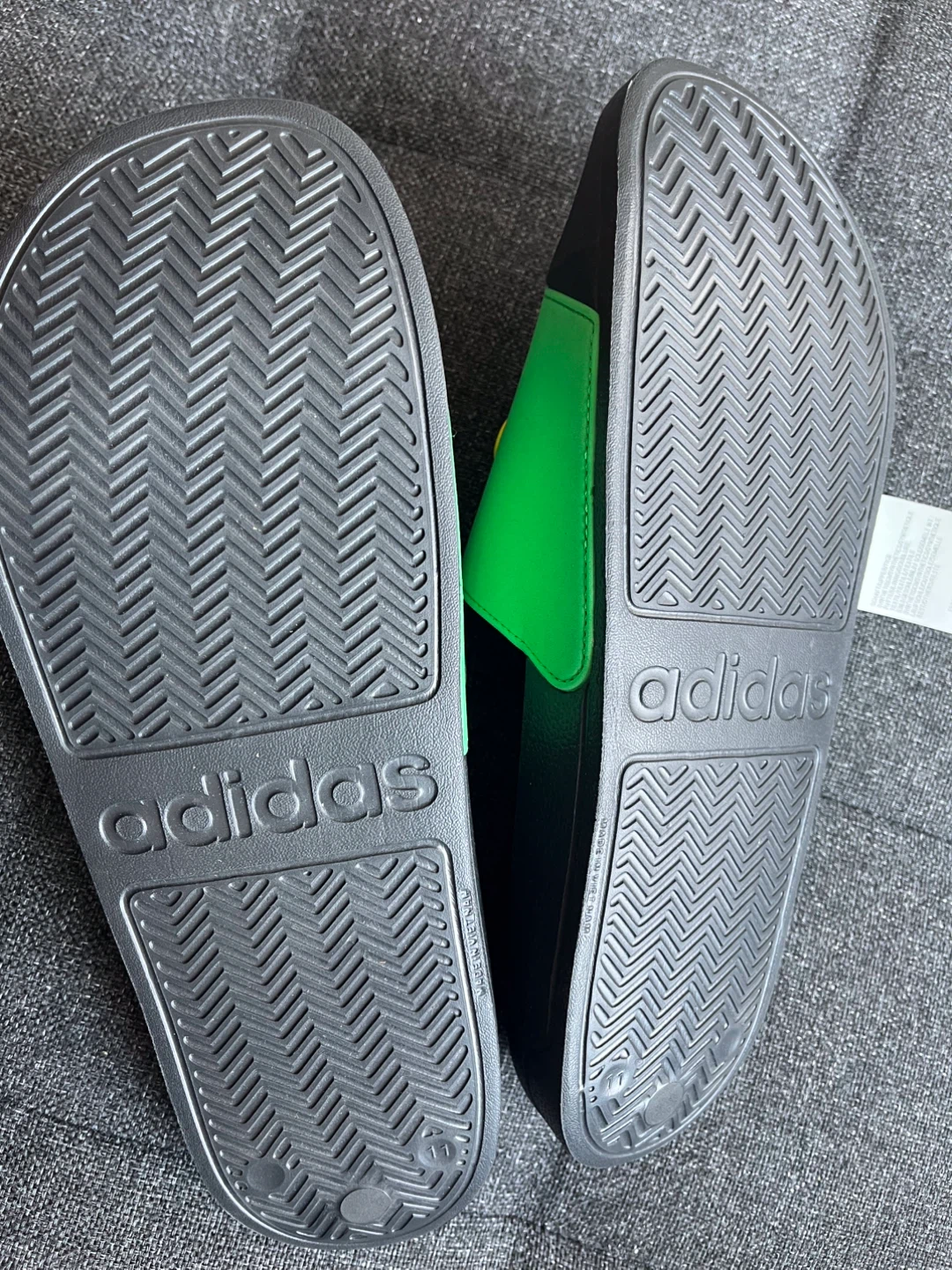 Adidas Adilette Shower Slides Green/Yellow Size 11 - photo 4