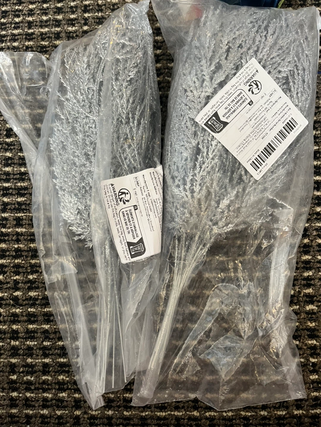 Silver Pine Sprigs (24 Pieces)