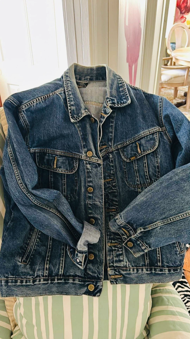 Lee Denim Jacket with Custom "Love" Art - photo 2