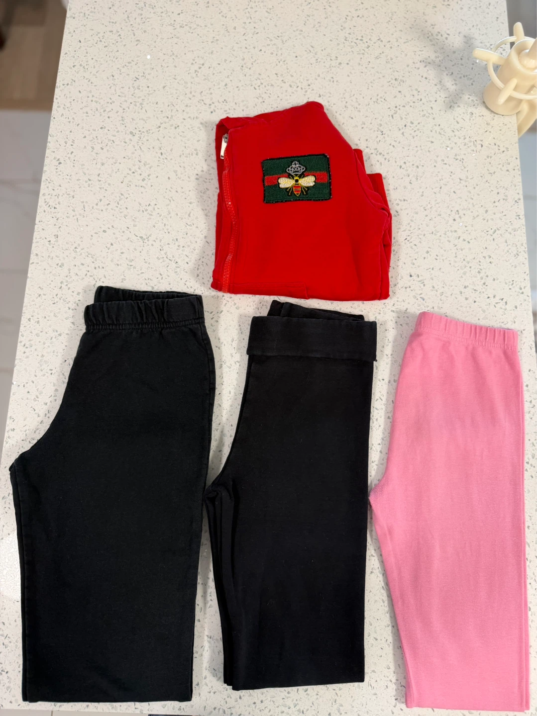 3 pants + 1 zipper hoodie (Bundle)