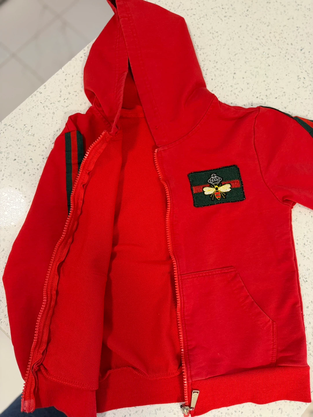 3 pants + 1 zipper hoodie (Bundle) - photo 3