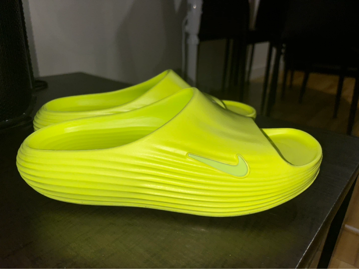 Nike ReactX Rejuven8 Slides Volt Green - Like New - Size 9 Men - photo 5