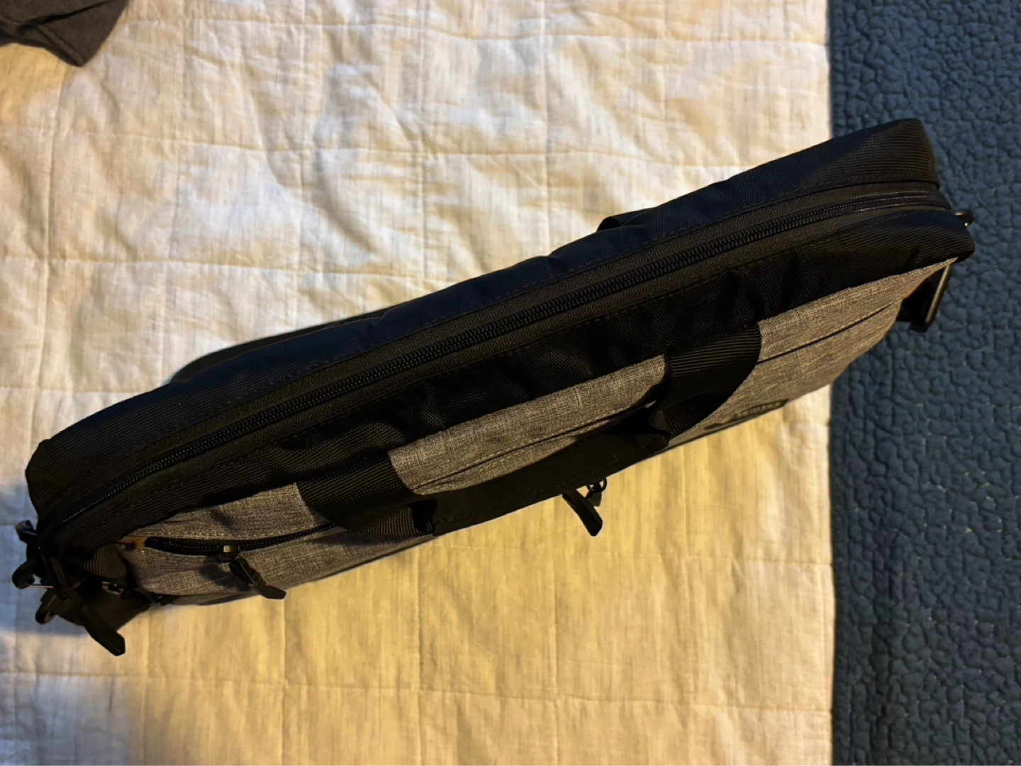 TomToc Laptop Bag - photo 2