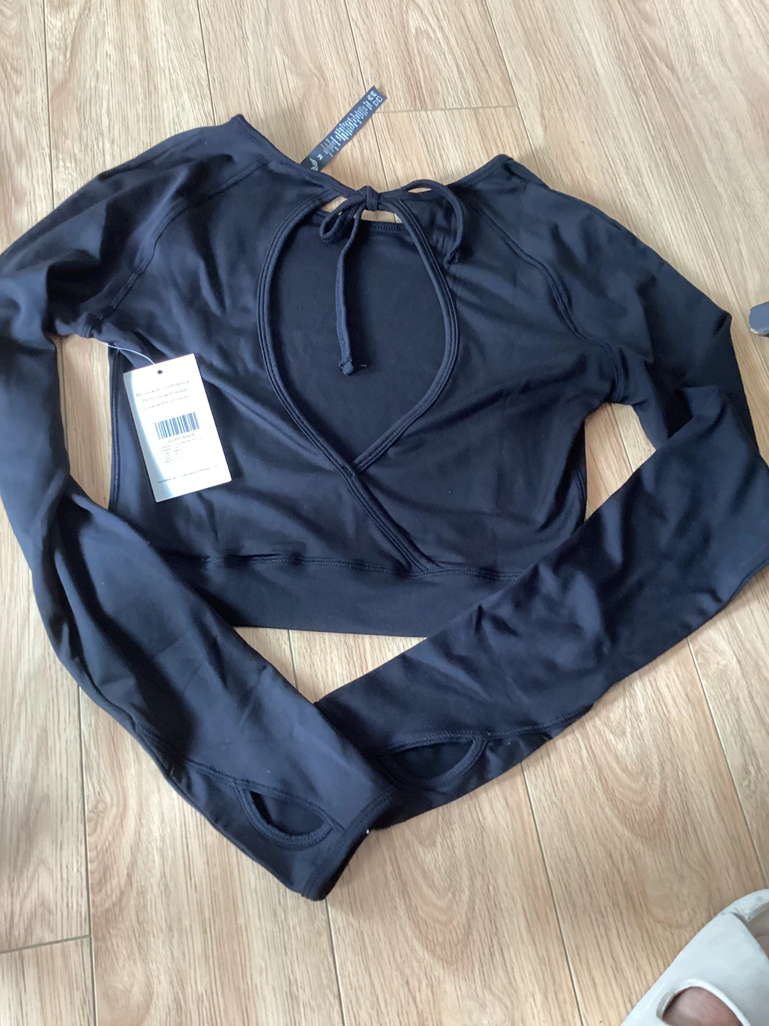 NWT Women's Long-Sleeve Crop Top - M - photo 2