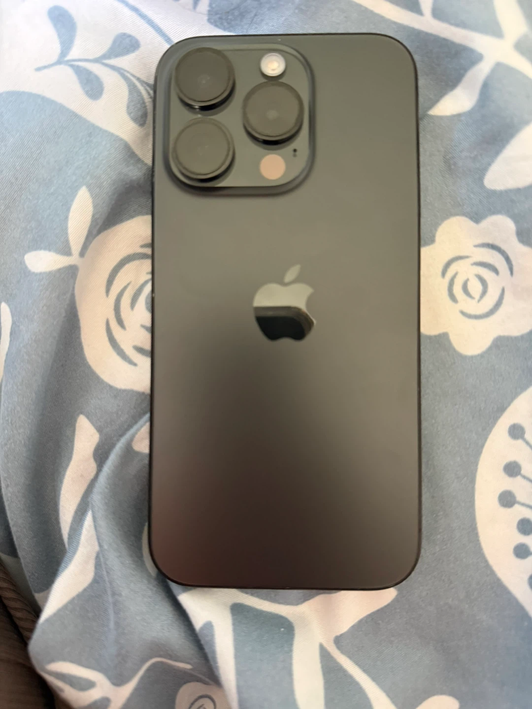 Apple iPhone 15 Pro 128gb - photo 2