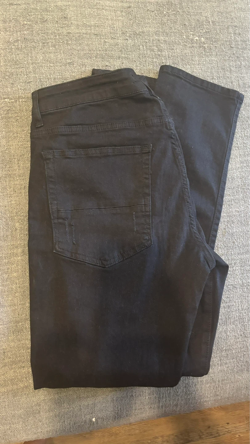 Black Distressed Jeans - photo 3