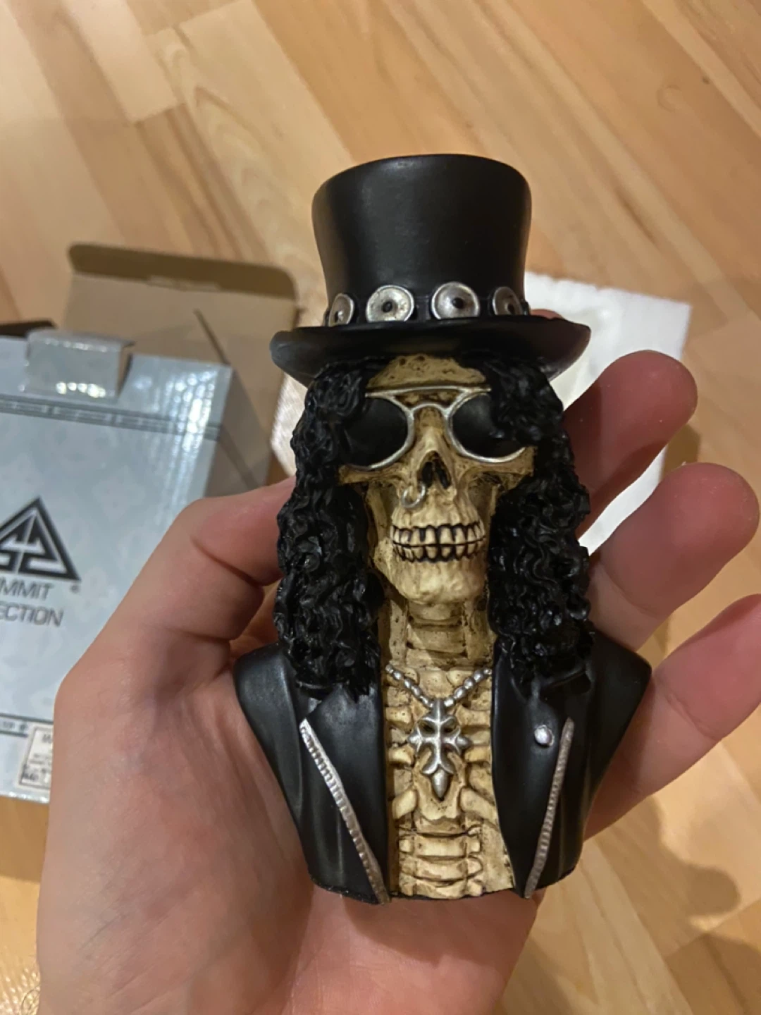 Summit Collection Slash Figurine