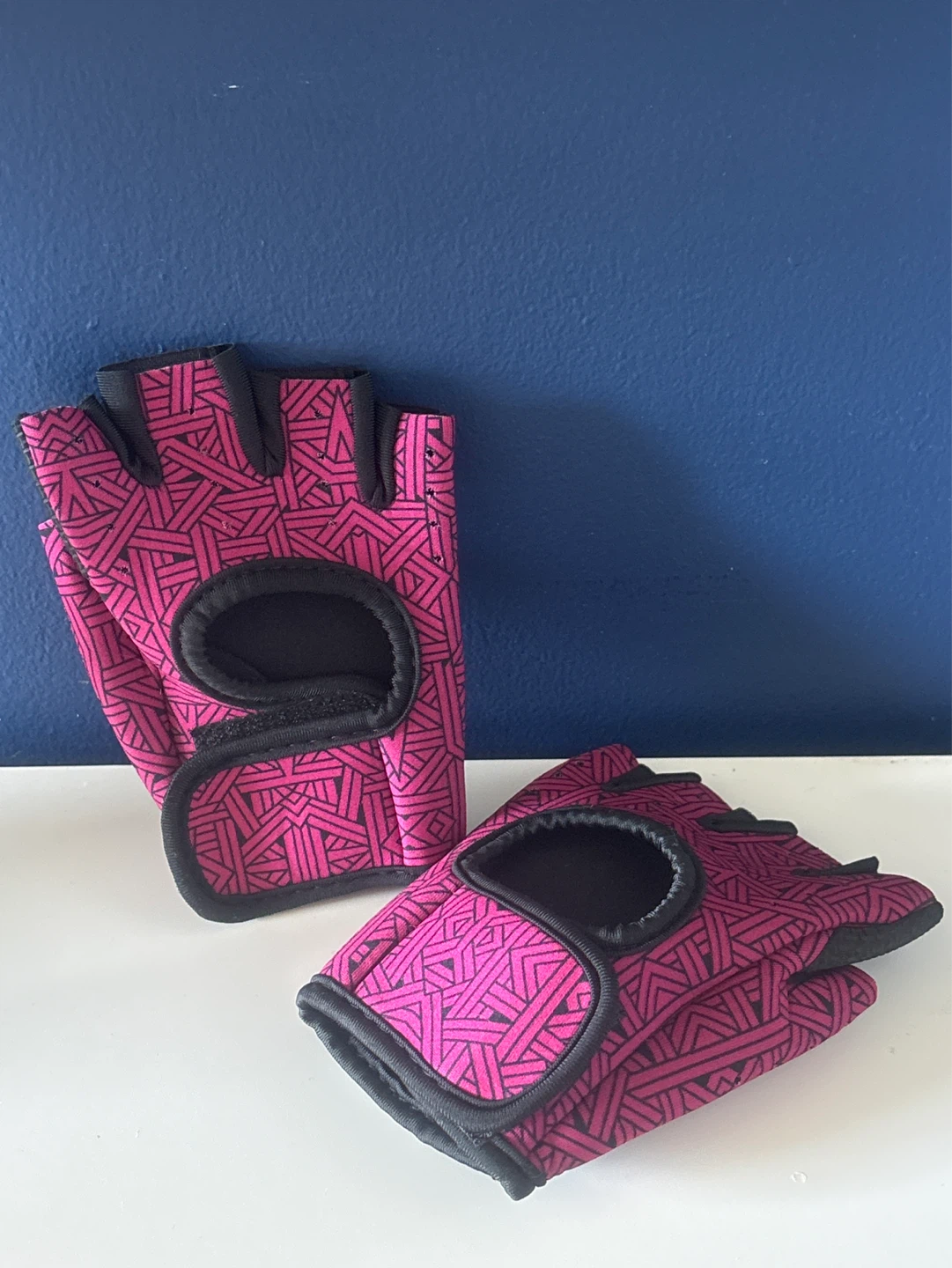 Pink Geometric Workout Gloves