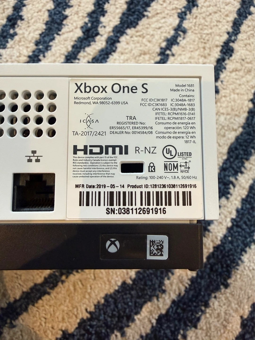 Xbox One S Console 1TB - photo 2