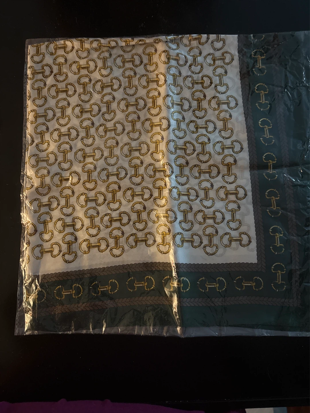 ⚽️ NEW Silklike Scarf with Bit Pattern