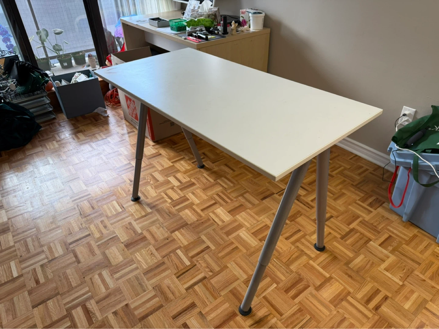 IKEA THYGE Adjustable Height Desk