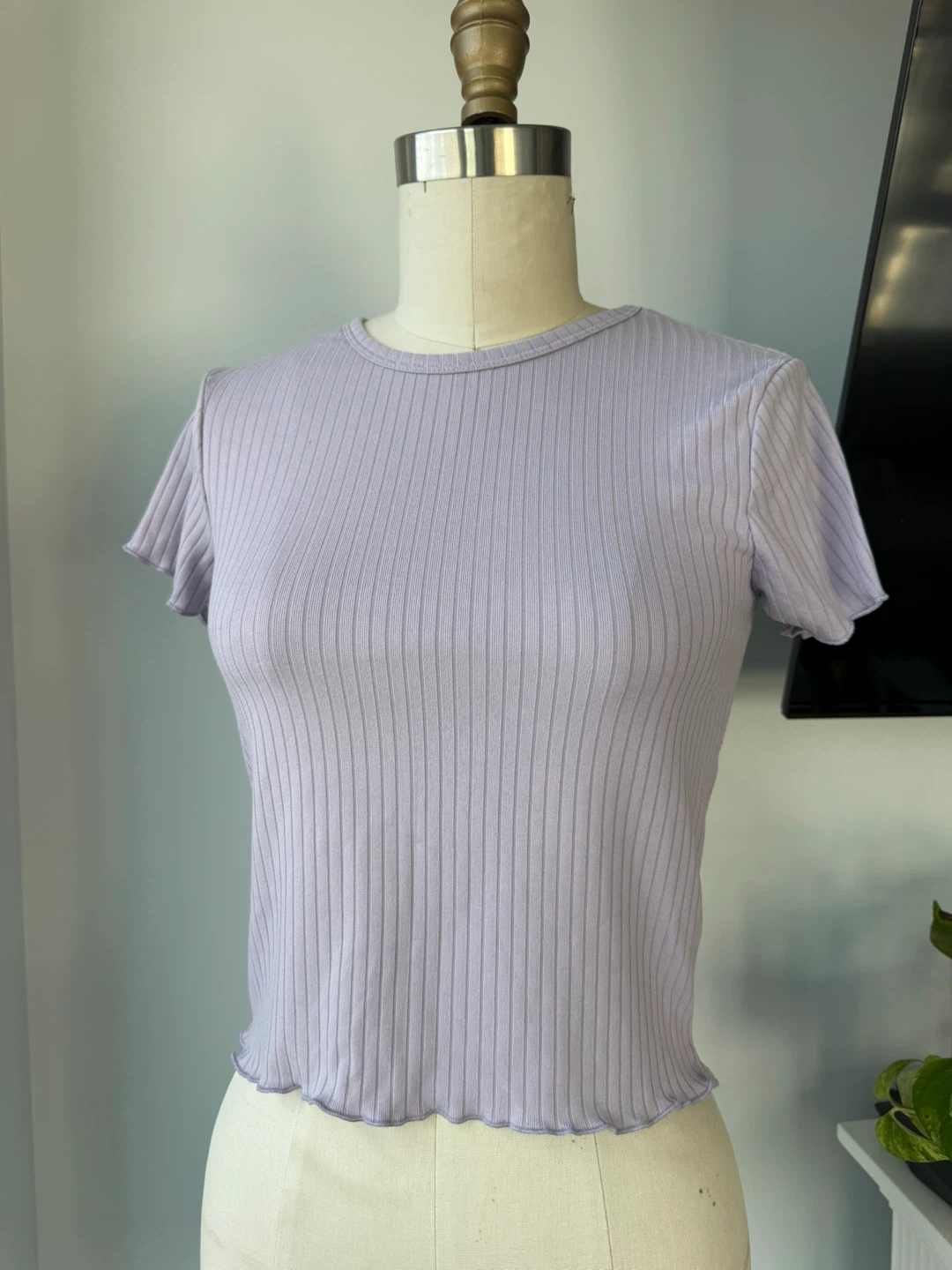 ⚽️Lavender Ribbed T-Shirt size xs