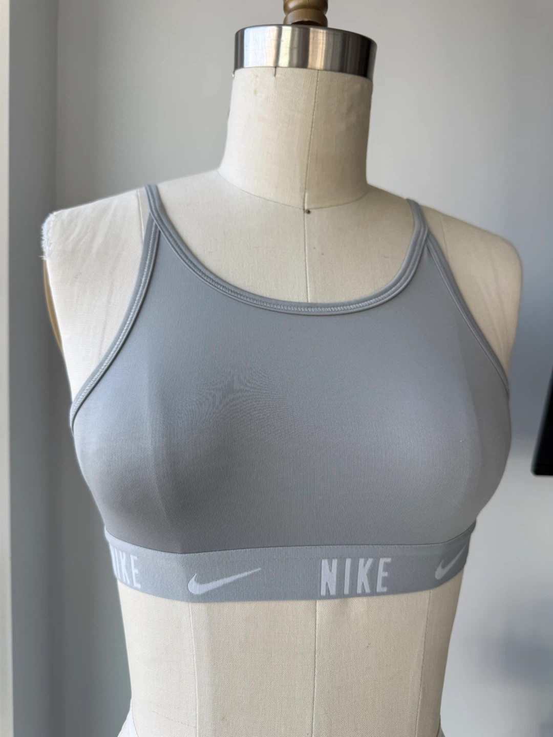 ⚽️Nike Dri-FIT Sports Bra - Medium