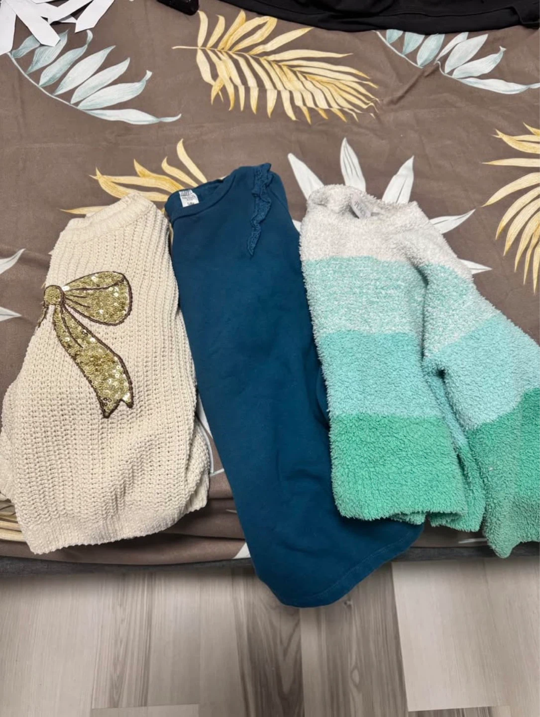⚽️Sweaters for 5 year old
