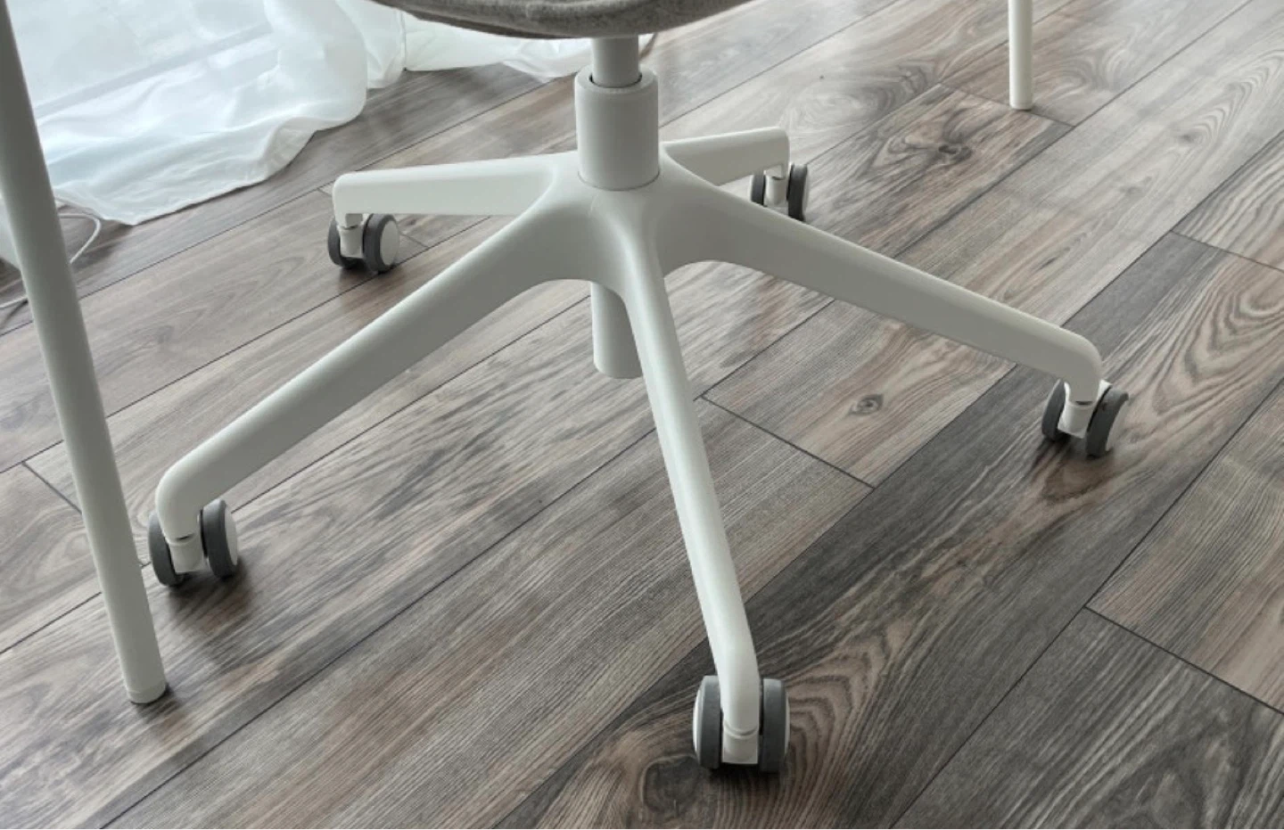 IKEA LÅNGFJÄLL Desk Chair / Like new - photo 4