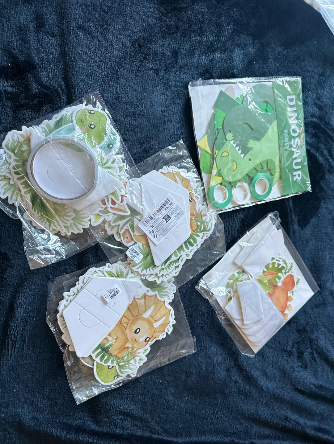 Dinosaur Birthday Party Decor Set - photo 3