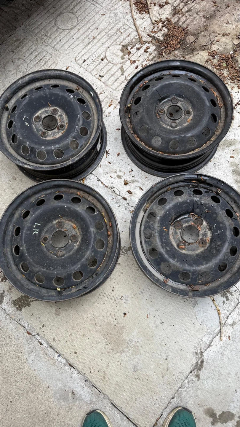 Set of 4 Steel Rims 15” 4 bolt - photo 5