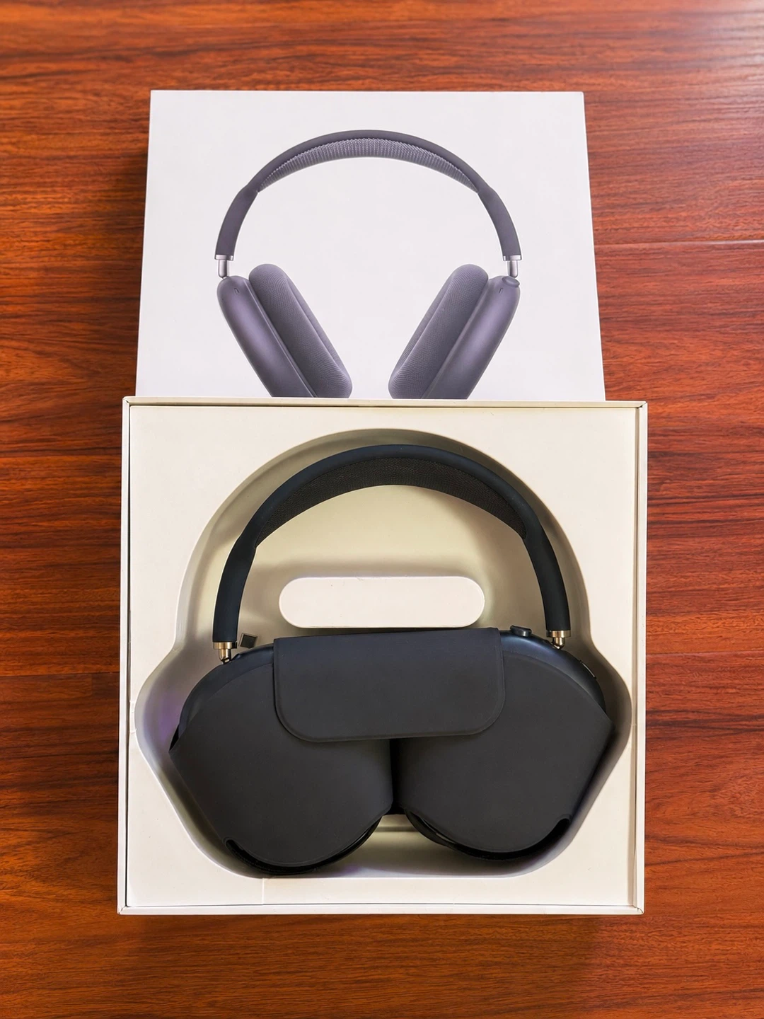 - AirPod Maxes - Midnight