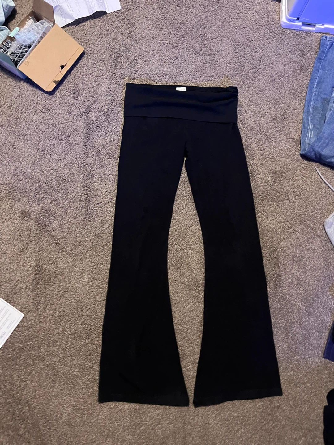 Black flaired leggings