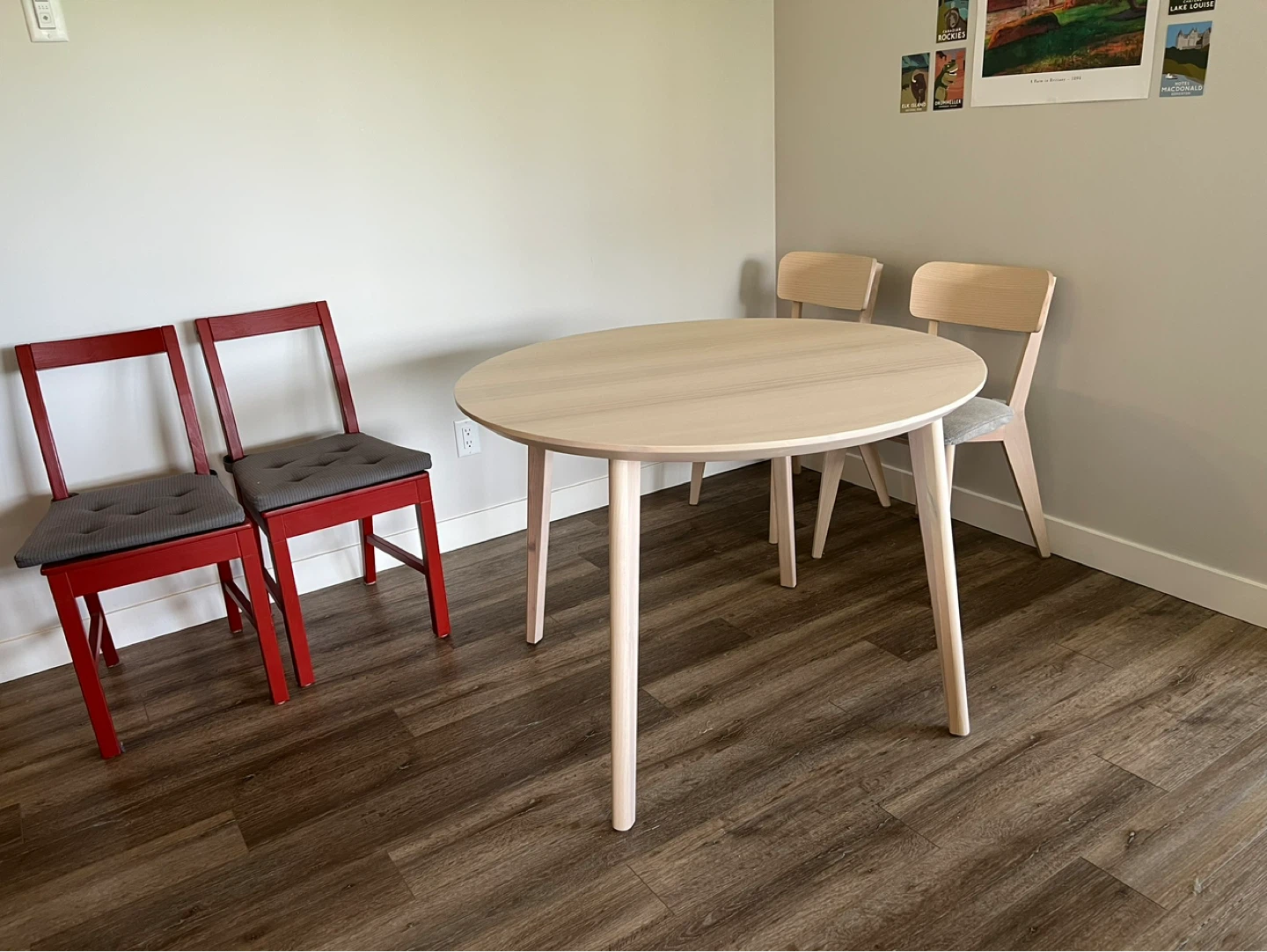 IKEA Round Dining Table Lisabo - photo 2