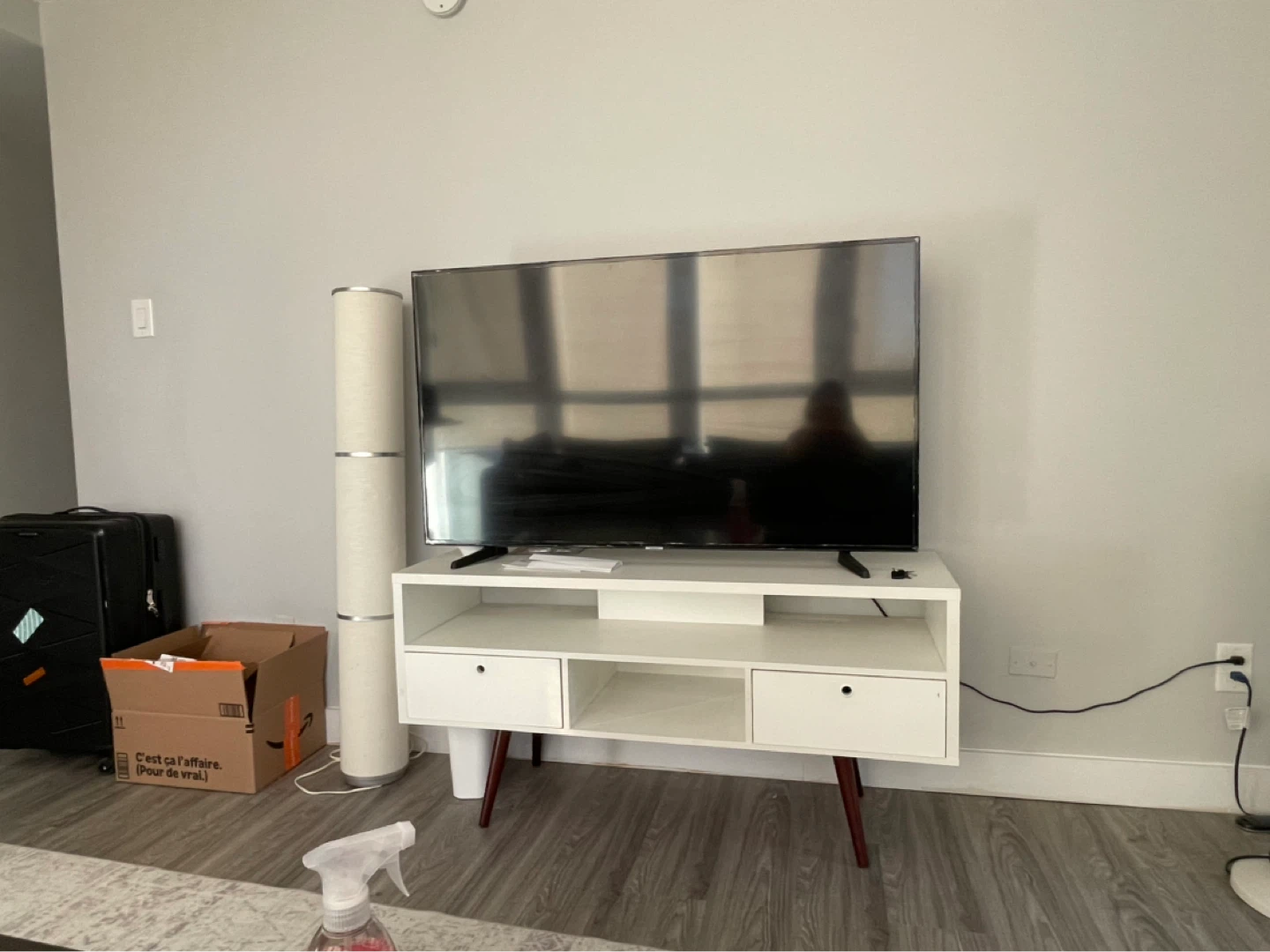 Samsung 55” 4K UHD Smart TV – Model UN55NU6900F - photo 3