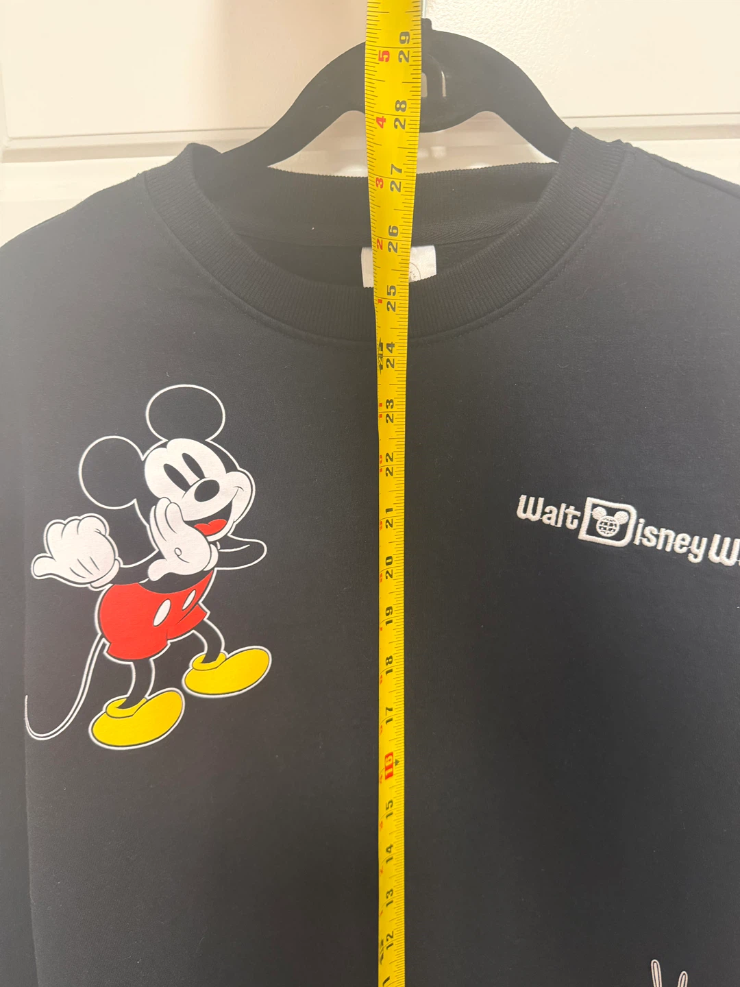Disney Sweatshirt size M unisex, good condition - photo 5