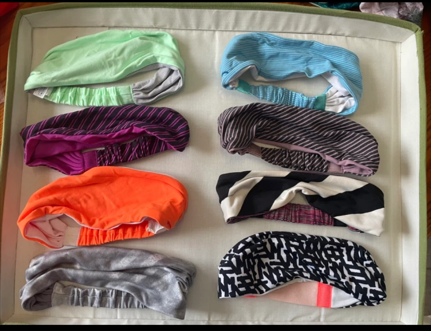 Lulu lemon head bands ⚽
