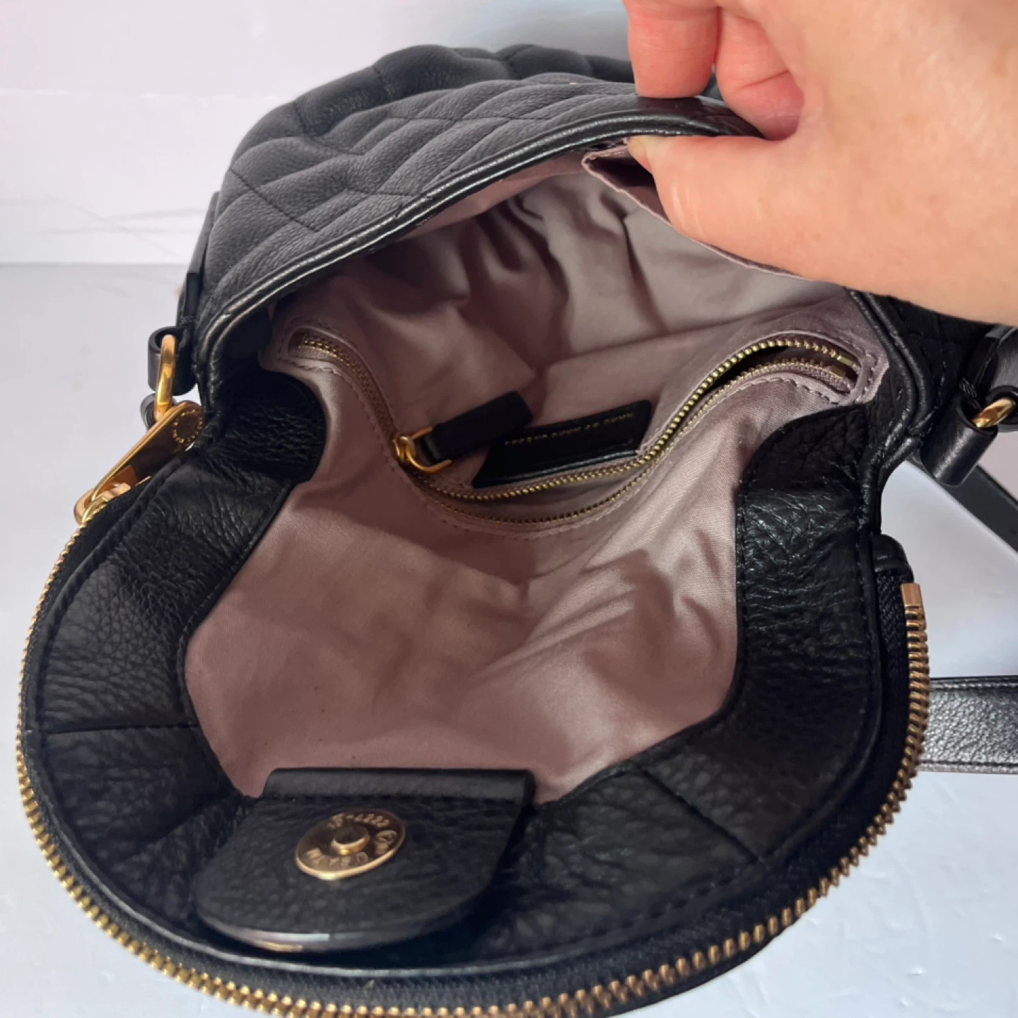 Marc by Marc Jacobs Quilted Leather Crossbody Bag - photo 4